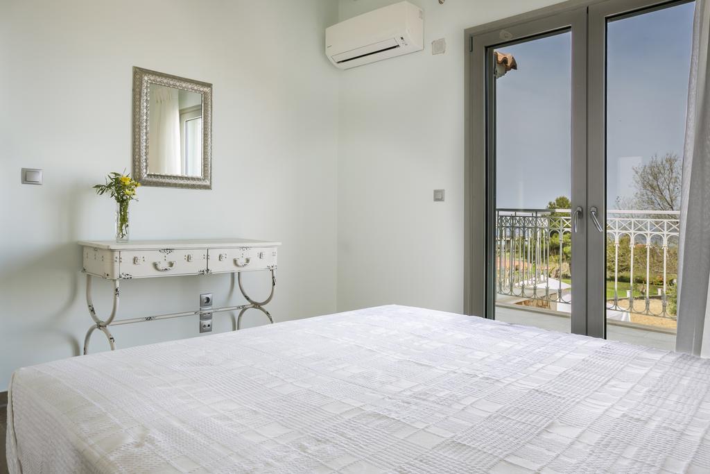 Afrodite Luxury Villa Svoronata Buitenkant foto
