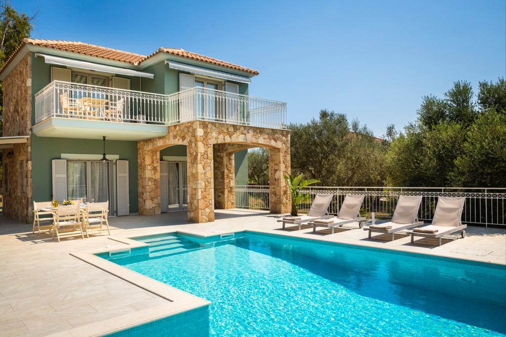 Afrodite Luxury Villa Svoronata Buitenkant foto