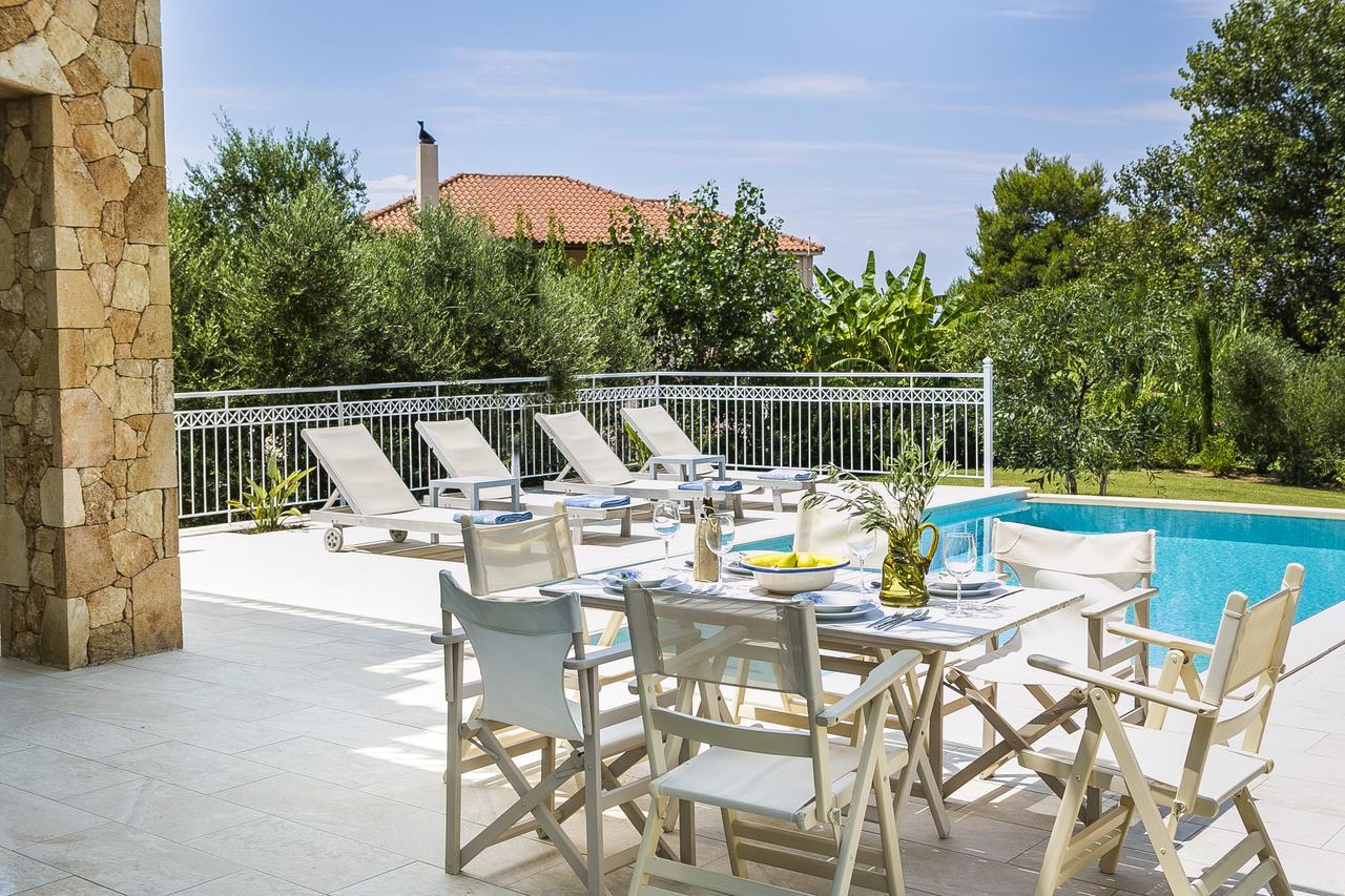 Afrodite Luxury Villa Svoronata Buitenkant foto